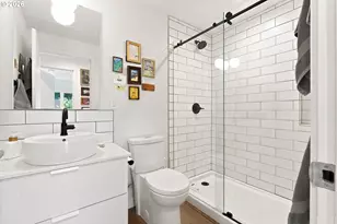 12709 SE Ramona St, Portland, OR 97236 - Photo 9