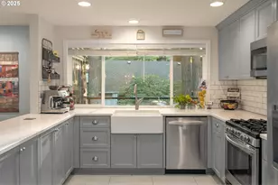 18863 Indian Springs Rd, Lake Oswego, OR 97035 - Photo 7