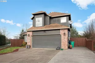 531 NE Meadow Dr, Portland, OR 97211 - Photo 3