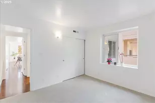 6645 W Burnside St, Portland, OR 97210 - Photo 23