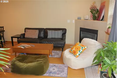 2743 SE 98th Ave #2, Portland, OR 97266 - Photo 9