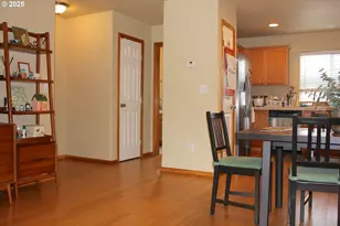 2743 SE 98th Ave, Portland, OR 97266 - Photo 13