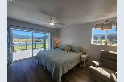 95452 N Bank Rogue River Rd, Gold Beach, OR 97444 - Photo 5