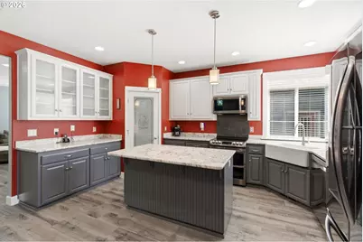 844 NW Fred St, Sublimity, OR 97385 - Photo 11
