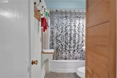 3390 Bell Ave, Eugene, OR 97402 - Photo 25
