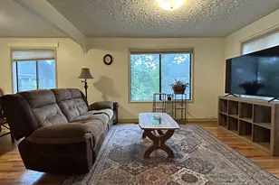 1239 N Myrtle Rd, Myrtle Creek, OR 97457 - Photo 9