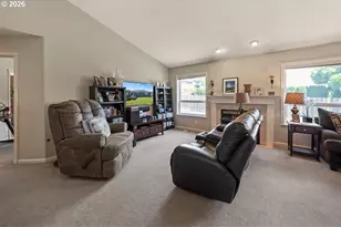 2010 N Nugget Ln, Newberg, OR 97132 - Photo 5