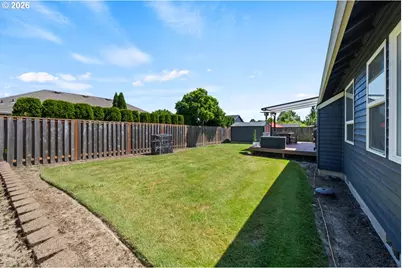 2010 N Nugget Ln, Newberg, OR 97132 - Photo 37