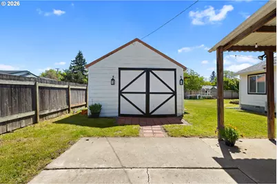 1997 Castle Ave, Roseburg, OR 97471 - Photo 41