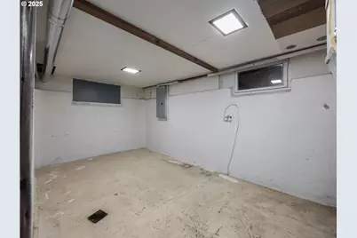 5327 SE Ogden St, Portland, OR 97206 - Photo 13