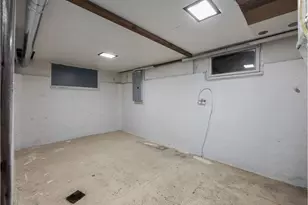 5327 SE Ogden St, Portland, OR 97206 - Photo 13