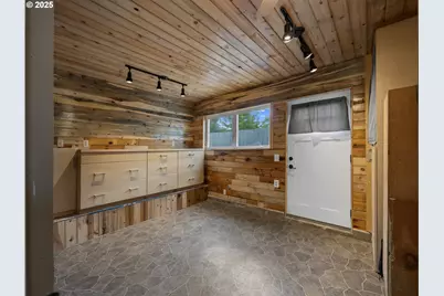 5327 SE Ogden St, Portland, OR 97206 - Photo 19