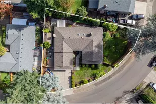 10405 SW Paulina Dr, Tualatin, OR 97062 - Photo 5