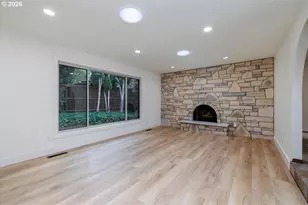 10405 SW Paulina Dr, Tualatin, OR 97062 - Photo 11