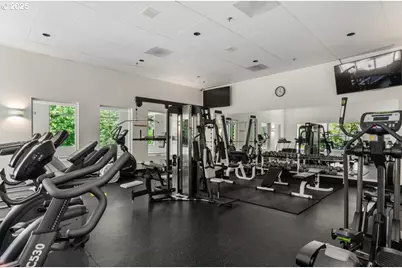 6685 W Burnside St #350, Portland, OR 97210 - Photo 23