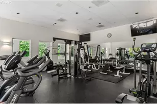 6685 W Burnside St, Portland, OR 97210 - Photo 23