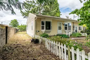 940 W M St, Springfield, OR 97477 - Photo 3