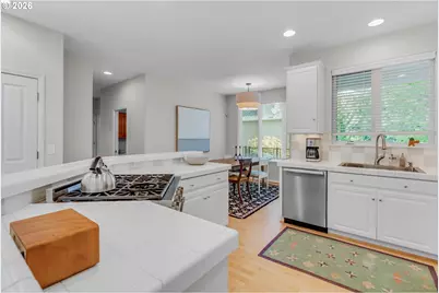 2526 NW Marsden Pl, Portland, OR 97229 - Photo 11