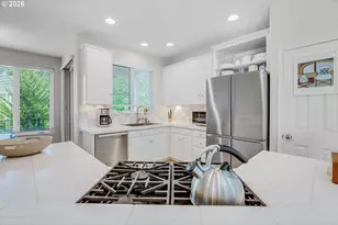 2526 NW Marsden Pl, Portland, OR 97229 - Photo 13