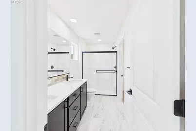 2017 NW 17th Pl, Battle Ground, WA 98604 - Photo 13