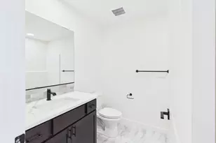 2017 NW 17th Pl, Battle Ground, WA 98604 - Photo 17