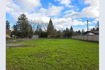 10515 SE Linwood Ave, Milwaukie, OR 97222 - Photo 3