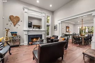 7717 NW Blue Pointe Ln, Portland, OR 97229 - Photo 11