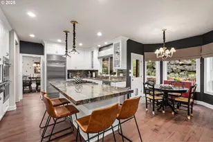 7717 NW Blue Pointe Ln, Portland, OR 97229 - Photo 15