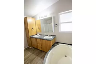 313 12th St, La Grande, OR 97850 - Photo 9