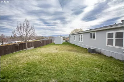 313 12th St, La Grande, OR 97850 - Photo 15