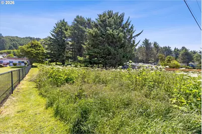 1200 King St #A, Yachats, OR 97498 - Photo 7
