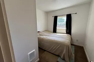 112 SE 15th Ave, Milton-Freewater, OR 97862 - Photo 3