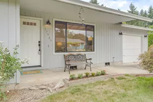 17925 Beebee Ct, Sandy, OR 97055 - Photo 3