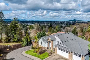 8512 SE Constance Dr, Happy Valley, OR 97086 - Photo 3