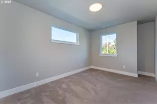 45 NE 87th Ave, Portland, OR 97220 - Photo 23