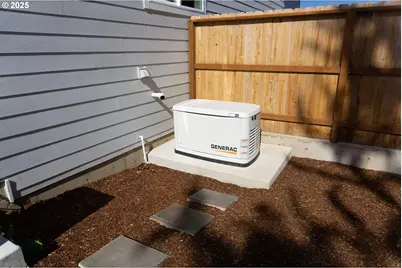 240 SW Jefferson St, Sheridan, OR 97378 - Photo 19