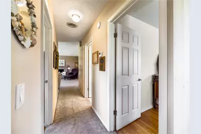 1590 Ash St, Baker City, OR 97814 - Photo 21