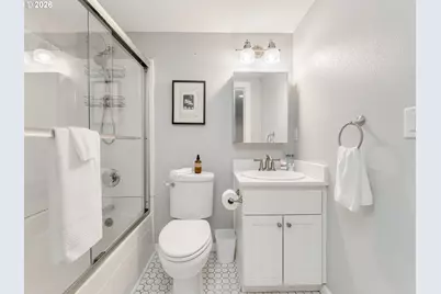 1036 NE Cowls St, McMinnville, OR 97128 - Photo 21