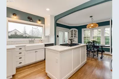 1036 NE Cowls St, McMinnville, OR 97128 - Photo 13