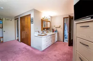 204 Carthage Ave, Eugene, OR 97404 - Photo 21