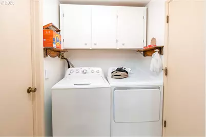 204 Carthage Ave, Eugene, OR 97404 - Photo 25