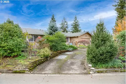 204 Carthage Ave, Eugene, OR 97404 - Photo 5