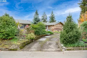 204 Carthage Ave, Eugene, OR 97404 - Photo 5