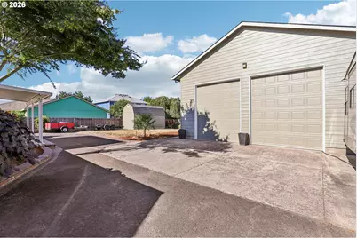 136 Thunderbird St, Molalla, OR 97038 - Photo 39