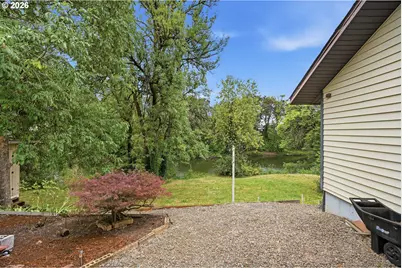730 E Main St, Sheridan, OR 97378 - Photo 25