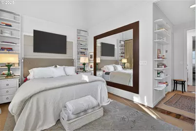 2018 NW 16th Ave, Portland, OR 97209 - Photo 21