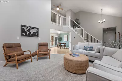 558 NE Joanne Cir, Hillsboro, OR 97124 - Photo 9