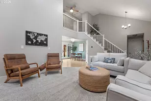 558 NE Joanne Cir, Hillsboro, OR 97124 - Photo 9