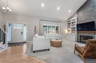 558 NE Joanne Cir, Hillsboro, OR 97124 - Photo 7