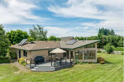 30248 S Barlow Rd, Hubbard, OR 97032 - Photo 3